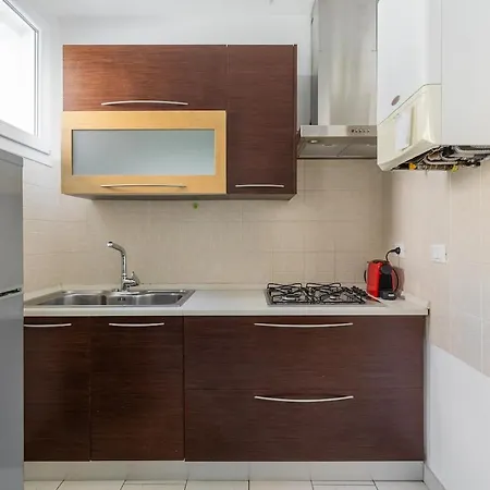 Quiet Modern Flat Near Center - Pasubio 84 * بولونيا