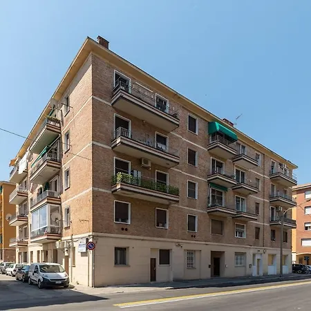 Quiet Modern Flat Near Center - Pasubio 84 بولونيا